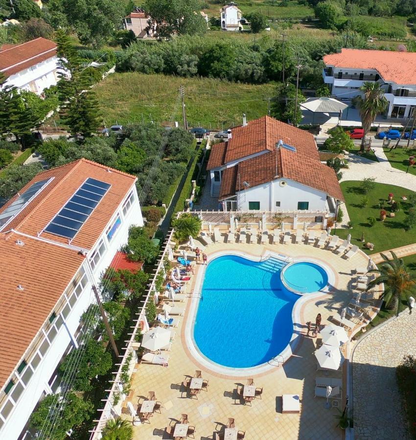 Konstantina Apartments Kávos Exterior foto